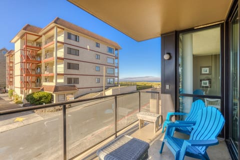 View (from property/room), Balcony/Terrace, Sea view