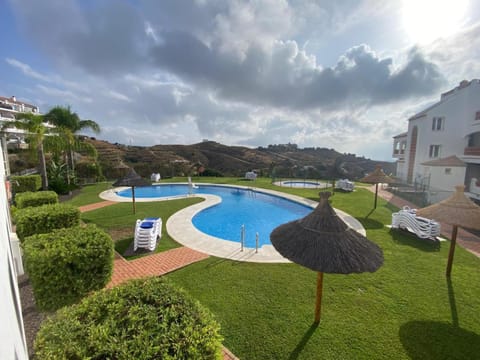 2 bedroom apartment Sitio de Calahonda, Mijas, 4 pools! Apartment in Sitio de Calahonda