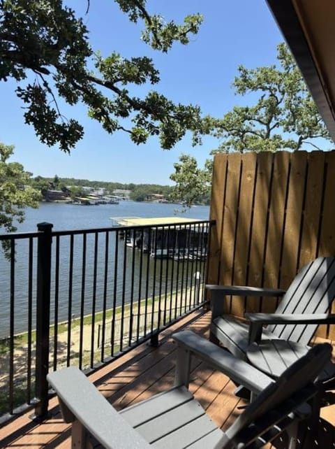 Family Friendly 2BR Apt in a Lakeside Resort Family Bunk Unit Apartment in Osage Beach