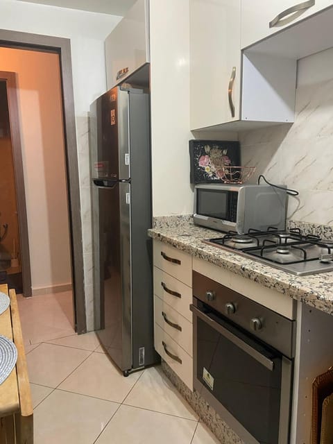 Kitchen or kitchenette, oven