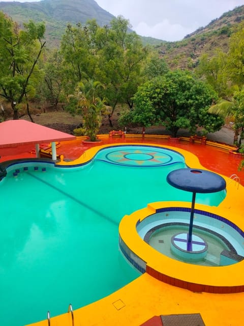 Golden Resort Hotel in Igatpuri