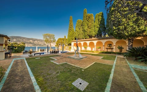 Cuccia Noya Villa in Saint-Jean-Cap-Ferrat