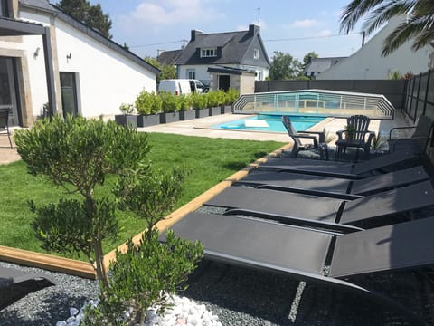 Maison avec piscine 3 chambres Villa in Concarneau