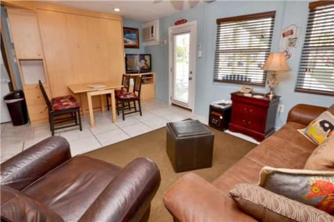 Sea Rocket 0 Cozy 1BD 1BA Oasis in North House in North Redington Beach