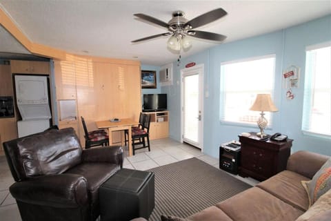 Sea Rocket 0 Cozy 1BD 1BA Oasis in North House in North Redington Beach