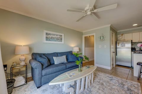 332 Breakers Villa in Coligny Beach