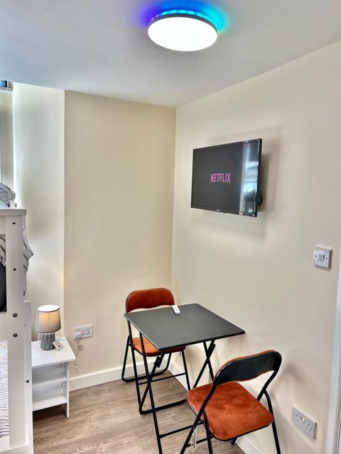 Lux Quadruple Media City MUFC Salford Vacation rental in Salford