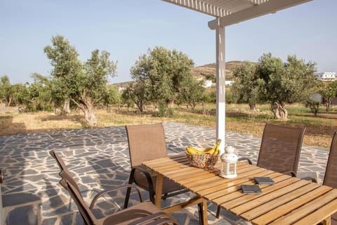 Patio, Dining area