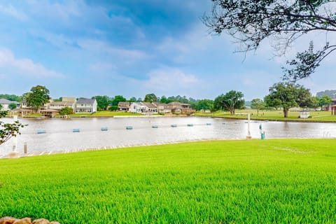 Lake Conroe Townhouse House in Lake Conroe