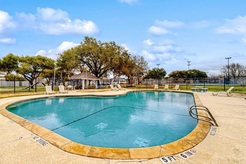 Lake Conroe Townhouse House in Lake Conroe