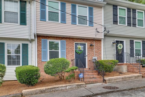 Quaint Augusta Townhome 3 Mi to the Masters! House in North Augusta