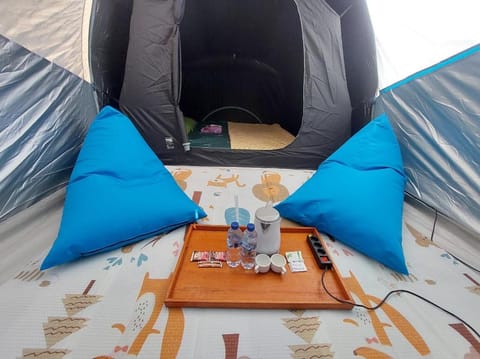 Zoya Hills Glamping Luxury tent in Cisarua