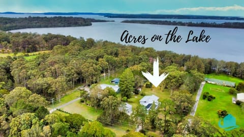 Acres on the Lake - your private retreat Haus in Cooranbong