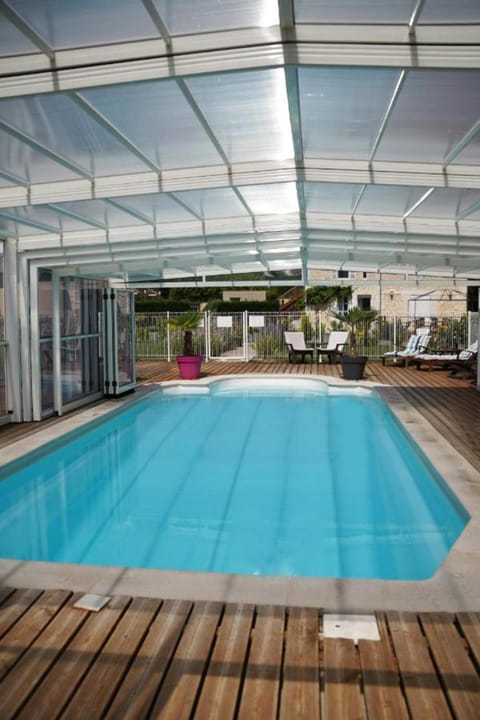 Property building, Swimming pool