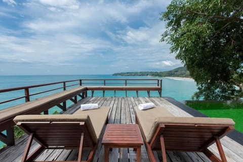 Villa Laemsingh 2 - 4BR Oceanfront Near Surin Beach Villa in Kamala