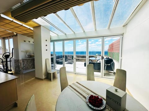 Dining area, Sea view