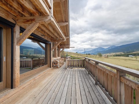 Chalet d'Isabella-Lodge Pyrénées Chalet in Bolquère