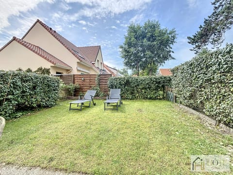 La Maison La Brise Bleue, Jardin, Garage, 400m Plage House in Bray-Dunes