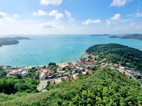 Neighbourhood, Bird's eye view, Beach, Location