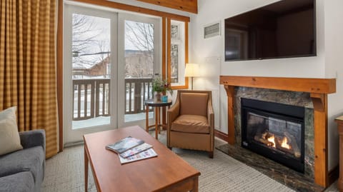 1216 The Lodge At Spruce Peak Ski in Ski Out Studio Spruce Peak Village Views 2nd floor Resort in Stowe