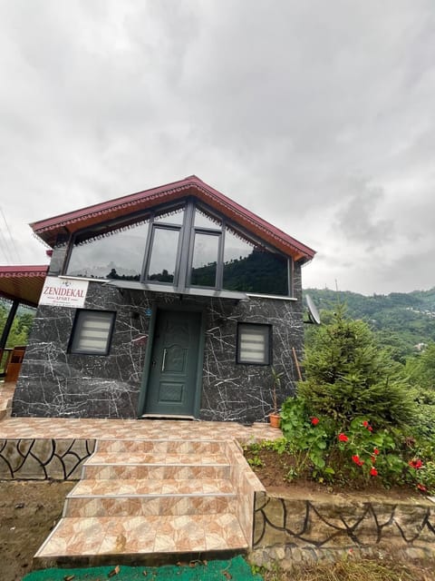 Property building, Natural landscape, View (from property/room), Balcony/Terrace, Mountain view