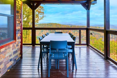 Natural landscape, View (from property/room), Balcony/Terrace