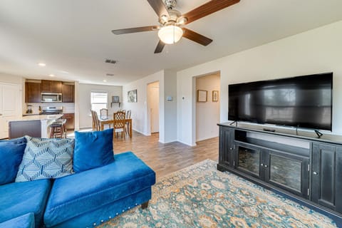 San Antonio Home with Pool Access 11 Mi to SeaWorld House in San Antonio