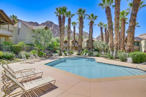 Pet-Friendly Indian Wells Unit with Balcony and Views! Apartment in Indian Wells