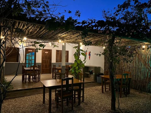 Patio, Restaurant/places to eat, Night