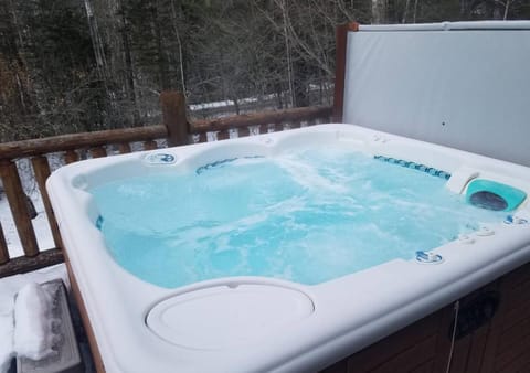 Hot Tub, Hot Tub