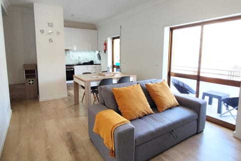 Casa da TITA Apartment in Vila Praia de Ancora