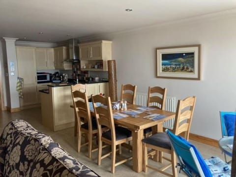 Luxurious apartment with balcony and sea views Apartment in Portstewart