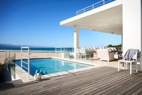 Patio, Balcony/Terrace, Pool view, Swimming pool