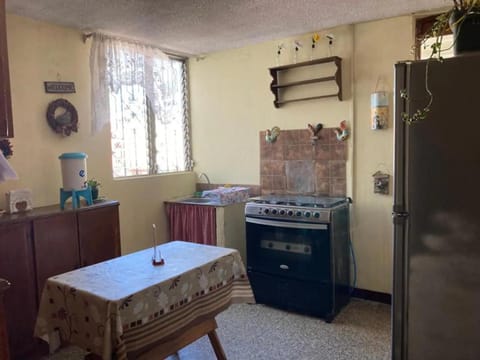 Apartamento Acogedor en Guatemala, Ciudad Apartment in Guatemala City