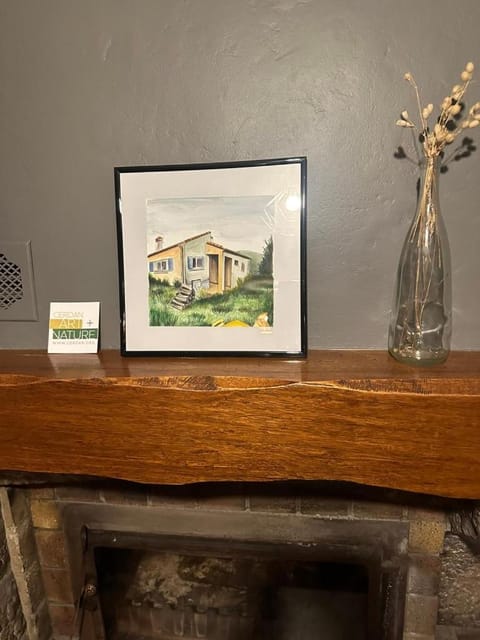 Living room, Decorative detail, fireplace