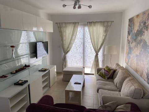 Paradise Homes 1 Apartment in Larnaca