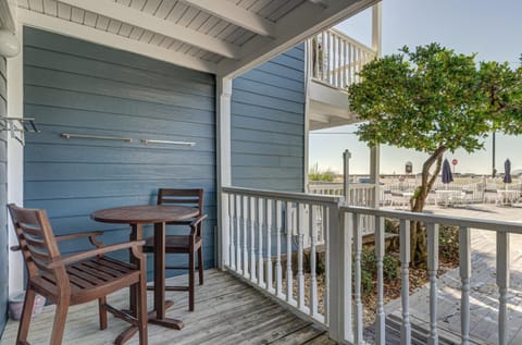 Balcony/Terrace, Dining area, Beach, Sunset