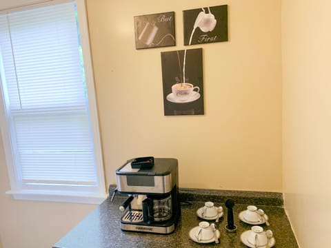 Coffee/tea facilities