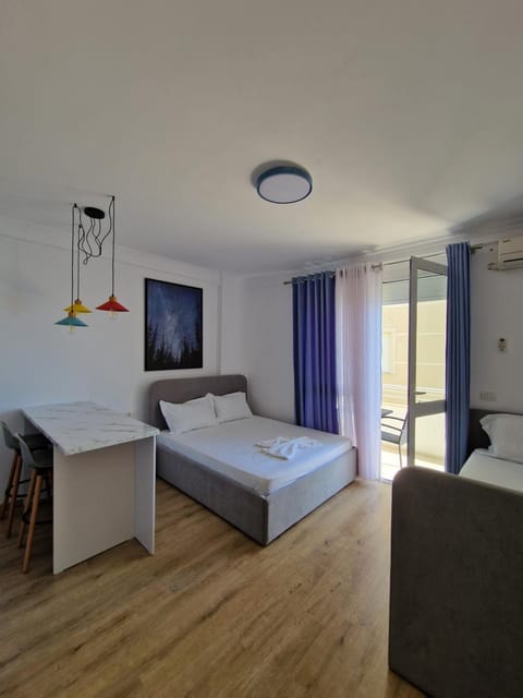 Bed, Living room, Photo of the whole room