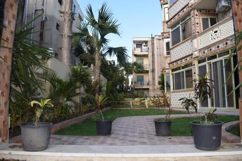 شالية ارضى في المعمورة الشأطي Chalet in Alexandria