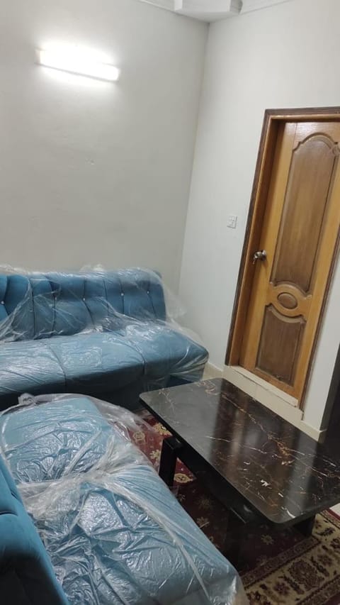 Ali Guest house Apartment in Karachi