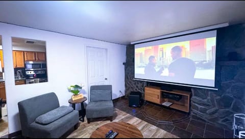 Movie Theater Near Slopes, Shops & TRAX - 2BR Bsmt Apartment in Sandy