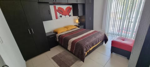 Lomas San Pedro House in Santiago de Queretaro