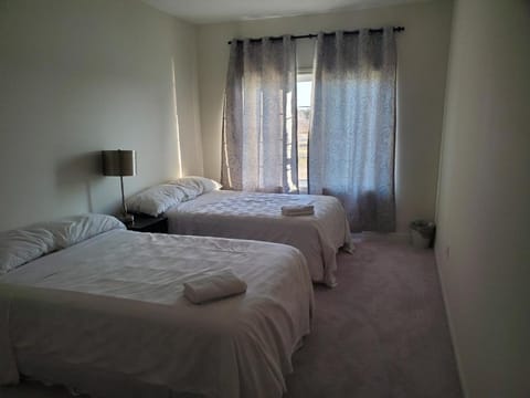 Single Room in North Oshawa Bed and Breakfast in Oshawa