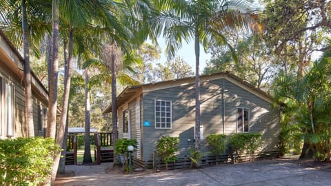 NRMA Ocean Beach Holiday Resort Campo de acampamento/
Resort para trailers in Central Coast