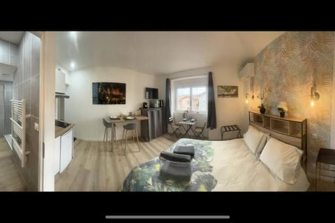 VERDI studio COSY au calme parking gratuit Wohnung in Givors