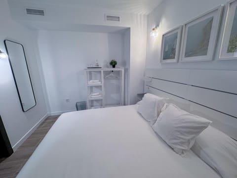 ZUR Boutique Hostel Hostel in Fuengirola