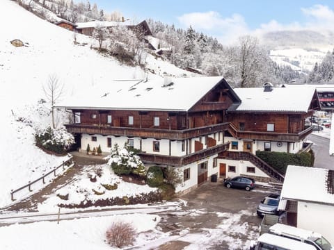 Property building, Winter