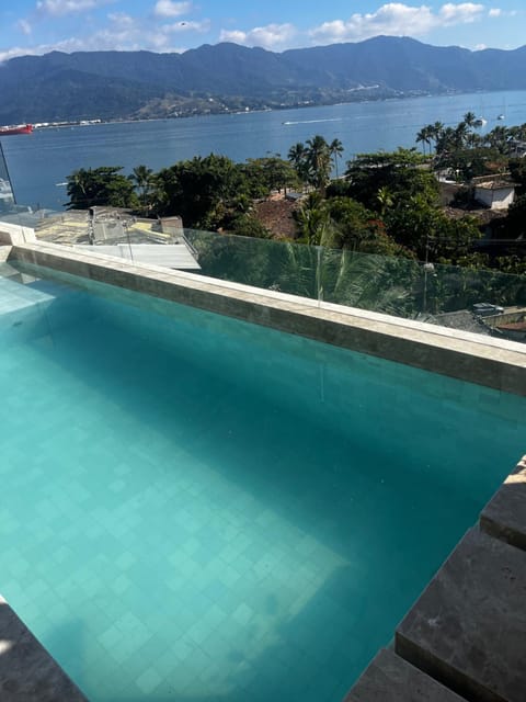 Pool view, Sea view