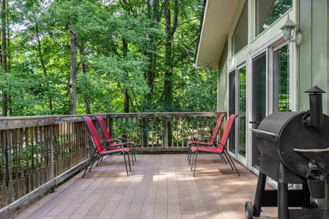 Patio, Balcony/Terrace, Seating area